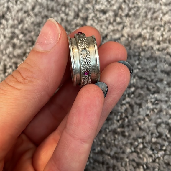 $ firm Silver Ring - Picture 4 of 5
